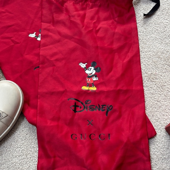 Gucci White Leather Mickey Mouse Sneakers with Orange Heel Tab - Picture 4 of 4